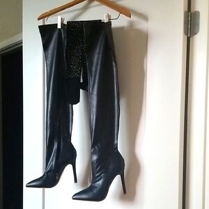 Leather Like Women's Knee High Black Boots New Size 39